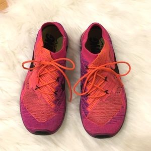 Nike Free Flyknit Running Shoe Sz 9 Hot Pink